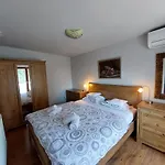 Centrum Csaladi Apartment *