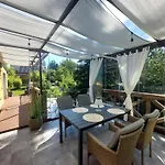 Centrum Csaladi Apartment