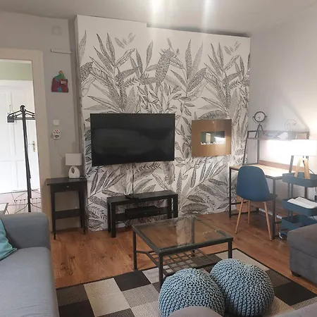 Centrum Csaladi Apartment