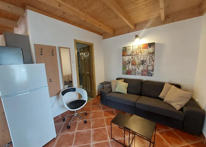 Centrum Csaladi * Балатонфюред