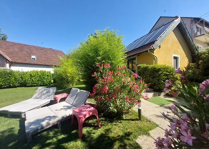 Centrum Csaladi * Балатонфюред